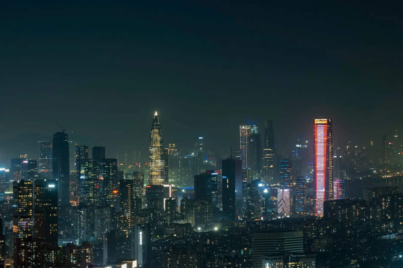 深圳智能硬件产品选型指南：物联网场景下的人工智能解决方案解析