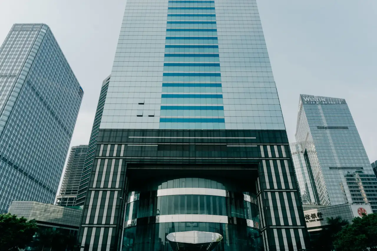 深圳九章之光物联网网关在智慧园区管理中的技术优势解析