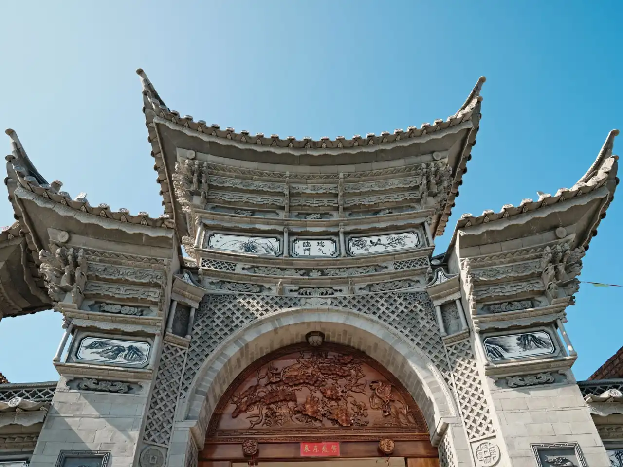 人工智能与物联网融合趋势下，深圳企业智能硬件升级路径解析